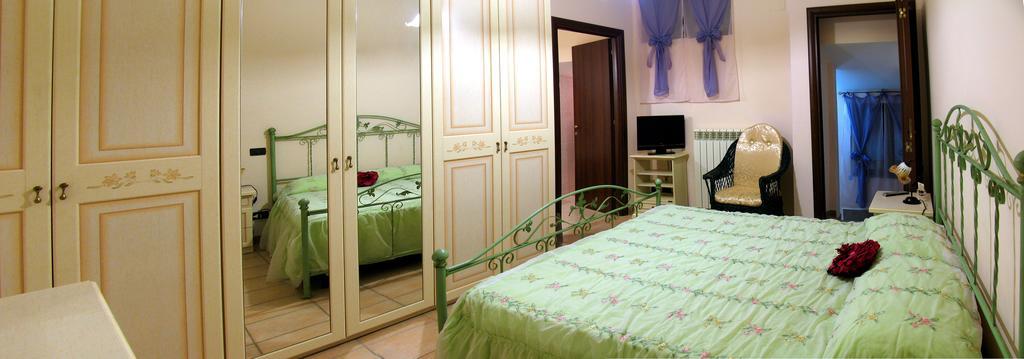 Il Centro Storico Apartment Posta Fibreno Bilik gambar