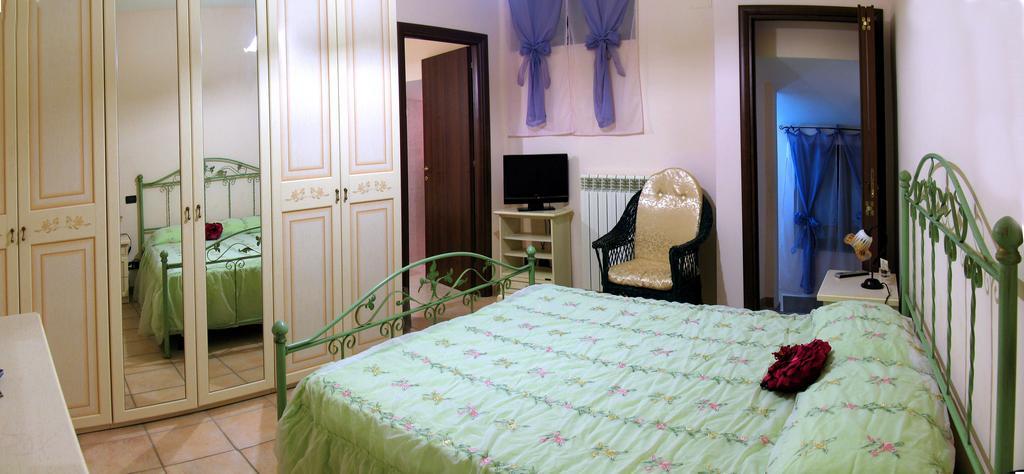 Il Centro Storico Apartment Posta Fibreno Bilik gambar