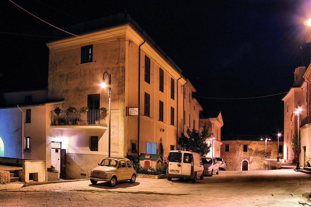 Il Centro Storico Apartment Posta Fibreno Bilik gambar