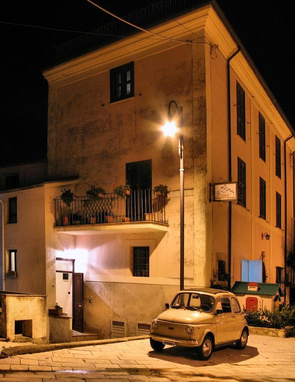Il Centro Storico Apartment Posta Fibreno Bilik gambar